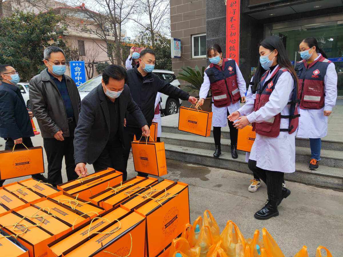 爱游戏全站-荷甲赛程吃紧，犹他爵士今晨强势反弹，目标明确，医务组通报恢复的简单介绍