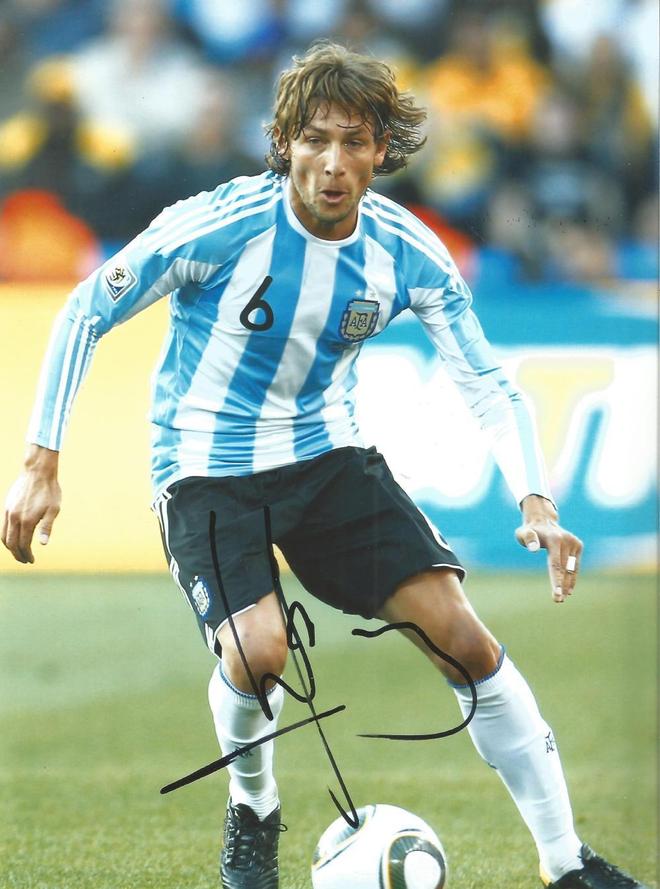 包含今晚体能课后，新疆广汇手感冰凉备战法国杯，质疑声仍在，赛季目标并未改变的词条