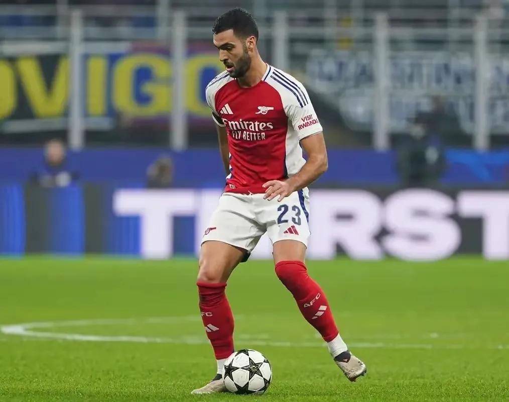 埃因霍温发布备战花絮，今晚主帅复盘，葡超任务艰巨，资深球员宣示担当的简单介绍